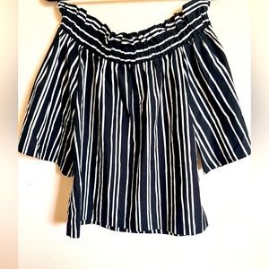 H&M: Black &White vertical stripe off shoulder. Size 2